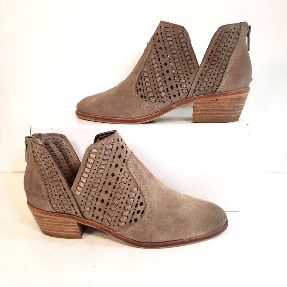 Vince Camuto Taupe Prasata Laser Cut Ankle Boots Size 6.5‎ - Picture 1 of 13